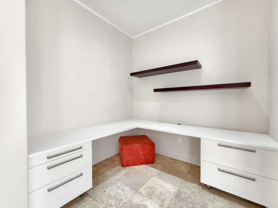 To Let 3 Bedroom Property for Rent in Camps Bay Western Cape